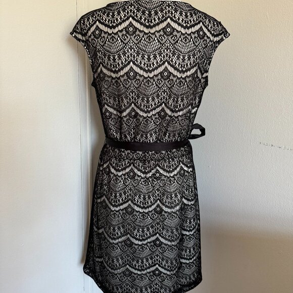 Guess Lace Black Dress Sleeveless - Picture 2 of 7
